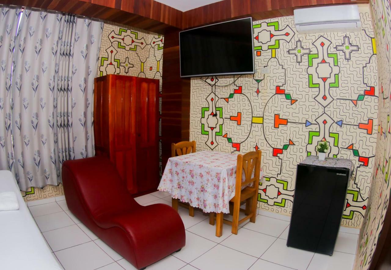 Gran Hotel Gusbet Pucallpa Eksteriør billede