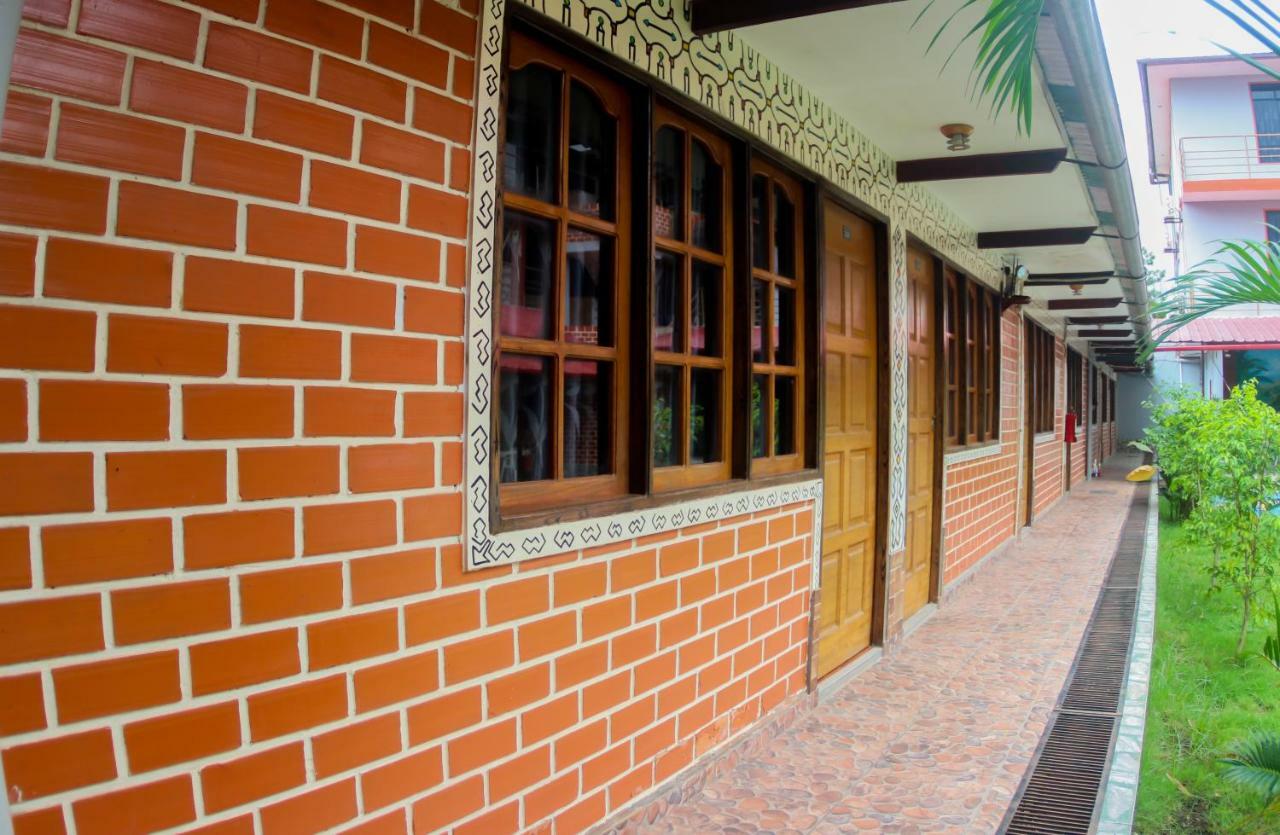 Gran Hotel Gusbet Pucallpa Eksteriør billede